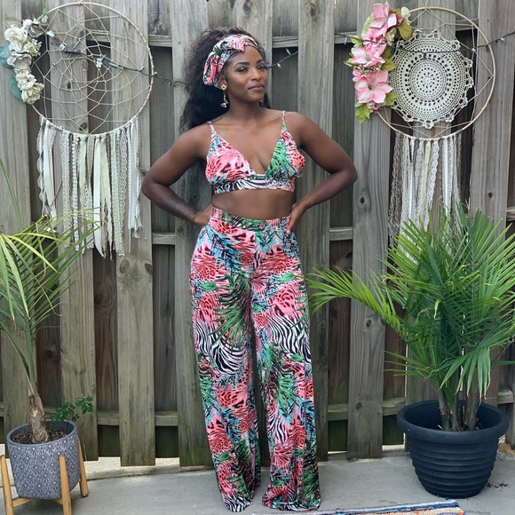 Gorgeous pant set - Picture 4 of 4